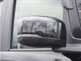 【ドアミラーウインカー】側方から・歩行者から・自転車からの視認性向上に役立ちます。