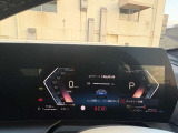 『運転』に対するBMWのこだわりはメーターパネルにも表れております。視野性の良いメーターパネルは疲労感の軽減と、運転の楽しさをもたらしてくれます。