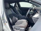 ◆1列目シート◆◆内装の除菌消臭◆車内の細菌やカビを除去しニオイの元となる菌の抑制をします。様々な物質に直接反応して酸化・分解します!納車前クリーニングの人気の一つです!