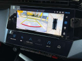 360度ビューのバックカメラ。解像度も高く難しい駐車もしっかりサポートします。