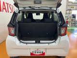 簡単な荷物が載せられるトランクルーム