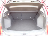 ◆定員乗車時のカーゴルームです。普段のお買い物の荷物やたくさんの収納が可能です。