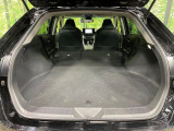 後席を格納すると、これだけの広さが!シーンに合わせたシートアレンジで、大きな荷物も積むことが出来ます♪