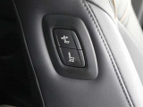運転席から助手席シートの操作ができます。