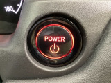ワンプッシュでエンジンのスタート、ストップが出来て便利です。エコモードスイッチで省エネ運転も出来ます。