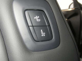 静浜の「トヨタ認定中古車ライト」は認定中古車の安心感はそのままに、まるごとクリーニングをせず、簡易清掃のみを実施してお買い求めやすくしたお車です。