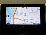 【9インチナビ】使いやすいナビ操作にオーディオ機能も充実!Bluetooth接続で運転中のハンズフリー電話や好みの音楽を車内に流す事が出来ます。ラインナップや車種に応じて豊富な機能が使用可能♪