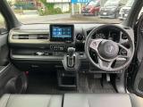 自社工場完備ですので車検、点検、修理、板金などすべてお任せください。タイヤ、オーディオなどの販売もさせて頂いております。是非、ご相談ください。