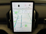 ドライバーディスプレイとセンターディスプレイを、12.3インチのタブレットに集約しました。運転操作に必要な情報とよく使う機能のコントロールボタンを、同一画面内にわかりやすく表示させることができます。