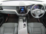 XC60 プラス B5 