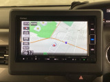ナビゲーションはフルセグTV、インターナビ対応のGathers純正メモリーナビを搭載しています。Bluetoothオーディオ機能がありますので、スマートフォンなどの音楽も再生できます。