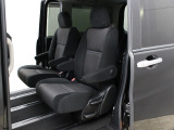 【ピカピカクリーニング】ボディ廻りはもちろん室内・シート・エンジンルーム・トランクルームなど隅々まで専門スタッフが徹底的にクリーニングし磨き上げました☆綺麗なお車で快適なドライブをお楽しみ下さい◆