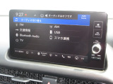 ナビゲーションはホンダコネクトディスプレイが装着されております。AM、FM、フルセグTV、Bluetoothがご使用いただけます。初めて訪れた場所でも道に迷わず安心ですね!