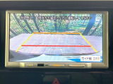 【バックカメラ】駐車時に後方がリアルタイム映像で確認できます。大型商業施設や立体駐車場での駐車時や、夜間のバック時に大活躍!運転スキルに関わらず、今や必須となった装備のひとつです!