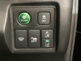 ホンダが推し進める総合先進安全装備のセンシング搭載! 衝突や斜線はみだしなどの危険が予測される時、センサーが警告。ヒューマンエラーを高度先進技術が補完してくれます。