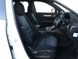 【運転席パワーシート&ドライビングポジションメモリー機能】運転手にあったシートパターン設定可能です。