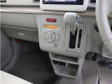 運転席廻りです。