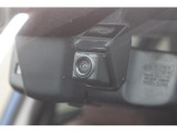 現代の車社会の必需品。ドライブレコーダー装着。エンジン始動後の一部始終を記録します。