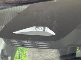 【トヨタセーフティセンス】走行中に前方の車両等を認識し、衝突しそうな時は警報とブレーキで衝突回避と被害軽減をアシスト。より安全にドライブをお楽しみいただけます。