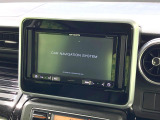 【ナビゲーション】目的地までしっかり案内してくれる使いやすいナビ。Bluetooth接続すればお持ちのスマホやMP3プレイヤーの音楽を再生可能!毎日の運転がさらに楽しくなります!!