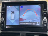 【アラウンドビューモニター】車を上から見下ろしているかのような映像で周囲の状況がひと目で確認、狭い駐車場に駐車するときも安心です♪