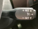 【クルーズコントロール】高速道路もラクラク走行。アクセルを離しても一定速度で走行ができ、長距離運転時の負担を軽減!加速・減速も簡単なスイッチ操作で調整できます。