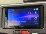【ディスプレイオーディオ】お手持ちのスマートフォンとの連携で、ナビや音楽再生など各種アプリを使用可能。スマホに近い感覚でお使いいただけます♪