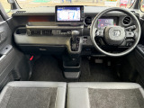 Honda車が初めての方にも扱いやすく分かりやすいインパネ周りと各種スイッチ類です☆