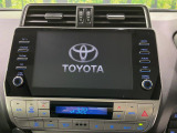 【メーカー純正ナビ】インテリアに溶け込むスタイリッシュな「専用設計」メーカーナビを装備♪視認性や操作性など基本性能にも優れ、より上質なカーライフをお楽しみいただけます。