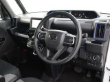 運転席廻りです。