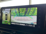 【アラウンドビューモニター】専用のカメラにより、上から見下ろしたような視点で360度クルマの周囲を確認することができます☆死角部分も確認しやすく、狭い場所での切り返しや駐車もスムーズに行えます。