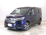 ホンダカーズ東京中央足立小台店へようこそ。当社下取りのお墨付き車両。人気車両で充実装備の一台。おススメです。どうぞご覧くださいませ。