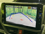 【バックカメラ】駐車時に後方がリアルタイム映像で確認できます。大型商業施設や立体駐車場での駐車時や、夜間のバック時に大活躍!運転スキルに関わらず、今や必須となった装備のひとつです!