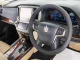★使いやすさや安全性を追求したステアリング周り!高級車ゆえにスイッチ類が多いのも特徴ですね!考え尽くされた配置ですぐに使いこなす事が出来ますのでご安心下さい!是非、体感してみて下さい!!