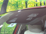 【i-ACTIVESENSE】走行中に前方の車両等を認識し、衝突しそうな時は警報とブレーキで衝突回避と被害軽減をアシスト。より安全にドライブをお楽しみいただけます。