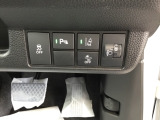 【Honda SENSING】いつもの道で、高速道路などで、安心・快適な運転を支援します。先進の安全運転機能システム搭載。