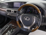 ★使いやすさや安全性を追求したステアリング周り!高級車ゆえにスイッチ類が多いのも特徴ですね!考え尽くされた配置ですぐに使いこなす事が出来ますのでご安心下さい!是非、体感してみて下さい!!