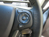 Hondaセンシングの機能のひとつ、アダプティブクルーズコントロール付!アクセルから足を離しても設定したスピードと前車との車間を保ち走行してくれます!車線維持もアシスト☆高速道路で疲労軽減ですね☆