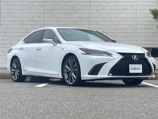 ES 300h Fスポーツ 本革シート サンルーフ