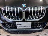 【キドニーグリル】BMWは約90年もの間、ほぼ全ての車両にひと目でBMWだと分かるこの特徴的なフロントグリルが備えられ、デザイン・アイコンとして親しまれてきました。