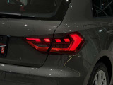 ご希望の方にはエアロパーツや足回り、電装部品の取付等、各種カスタムも承ります。お気軽にお問い合わせ下さいませ。