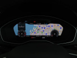 メーターパネル内に高解像度の液晶ディスプレイを配置。ディスプレイ内に地図が表示され、ナビゲーションの確認の際にドライバーは視線の移動を少なくすることができます。