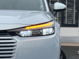 【シーケンシャルターンランプ付きLEDヘッドライト】人気の『流れるウィンカー』付きのLEDヘッドライトを装備♪高級感はもちろん、点灯時は存在感たっぷりで他車からも認識されやすく安心です。