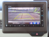 【バックカメラ装備済み】駐車の際の心強い味方!ガイドを見て確認しながら駐車できるので安全です。