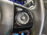 【クルーズコントロール】高速道路もラクラク走行。アクセルを離しても一定速度で走行ができ、長距離運転時の負担を軽減!加速・減速も簡単なスイッチ操作で調整できます。