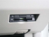 【ETC装着車】高速道路の料金所で慌てて小銭を探すことも無くなります。料金所もスイスイ通過。