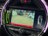 ●バックカメラ:便利な【バックカメラ】で安全確認もできます。駐車が苦手な方にもオススメな便利機能です。