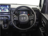 ◆Honda SENSING◆先進の安全運転支援機能で、さまざまなシーンで運転をサポート!システムが運転中のヒヤリハット回避を支援します。