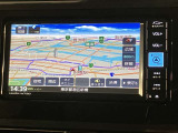 いまや必須装備「ナビゲーション」搭載!知らない場所にスイスイッとドライブ。もう、これなしではハンドルを握れませんね!でも運転中の操作は危険ですのでご注意ですね☆