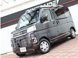 【車屋】として、長く車業界に従事した経験豊富なスタッフが多数在籍しております。